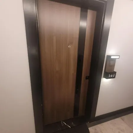 Sehrin Merkezinde Yepyeni Modern Dosenmis Daire Apartment